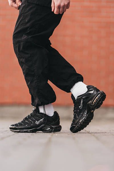 Кросівки  чорні Nike Air Mac TN Plus Black White