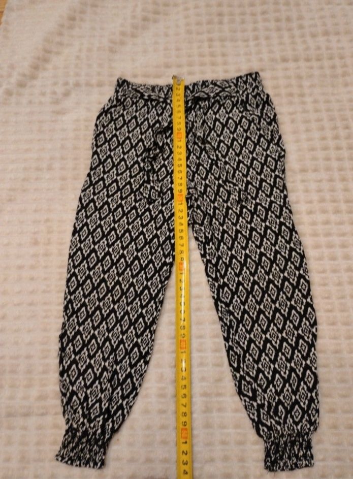 Cienkie spodnie haremki alladynki z wiskozy r.92/98 Young Dimension