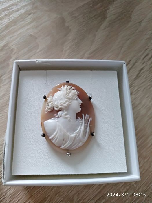 Винтажная серебряная брошь ,подвеска .