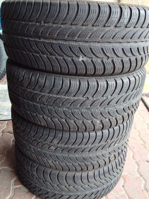 Cena za 4 Opony zimowe 205/55r16 DĘBICA