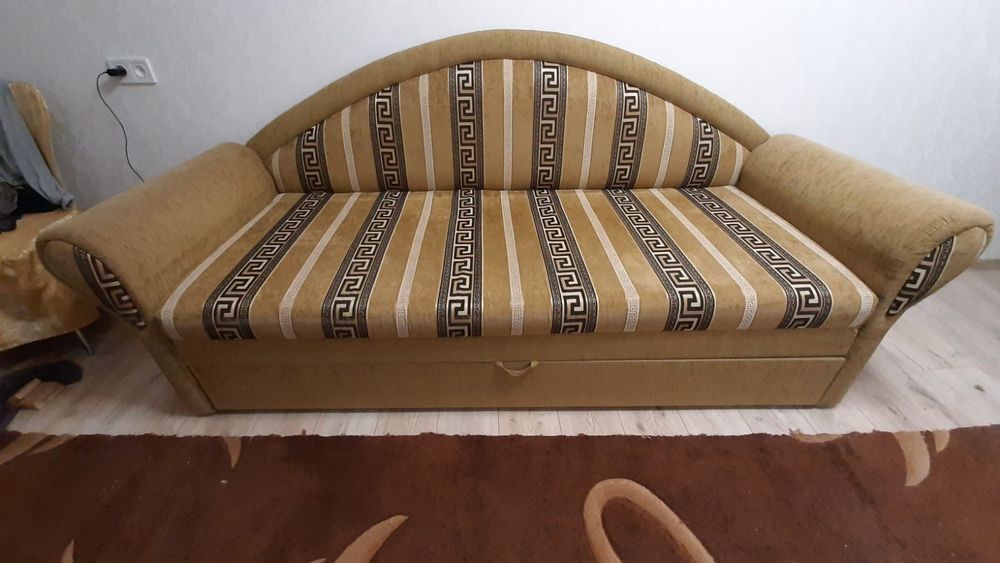 Продам 2 дивани в ідеальному стані
