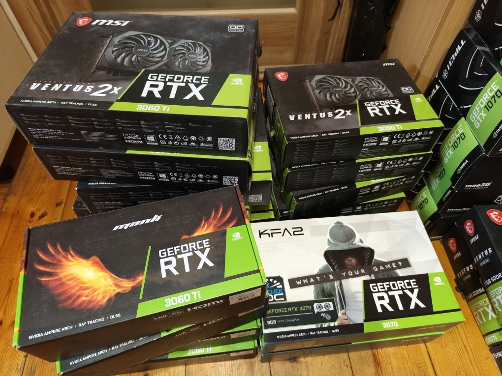 Коробки з відеокарт GEFORCE 10-30 серіії та RADEON Sapphire/RX 6700 XT