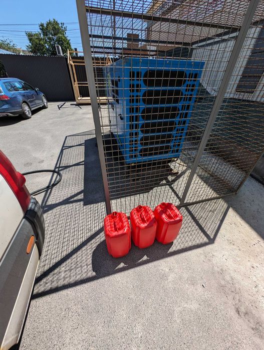 Заправка генераторів дизельним пальним Євро-5 (Литва)