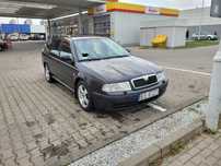 Octavia 1 FL 2000r, 1.8t LPG uszkodzony silnik - odpala, jeździ