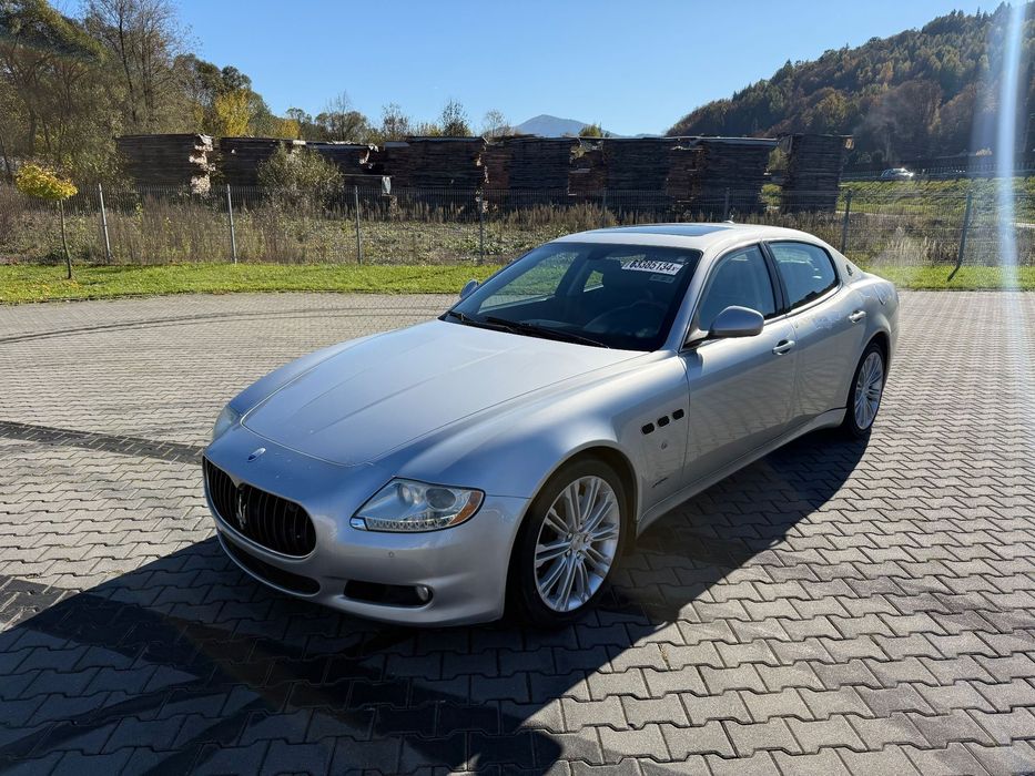 Maserati Quattroporte