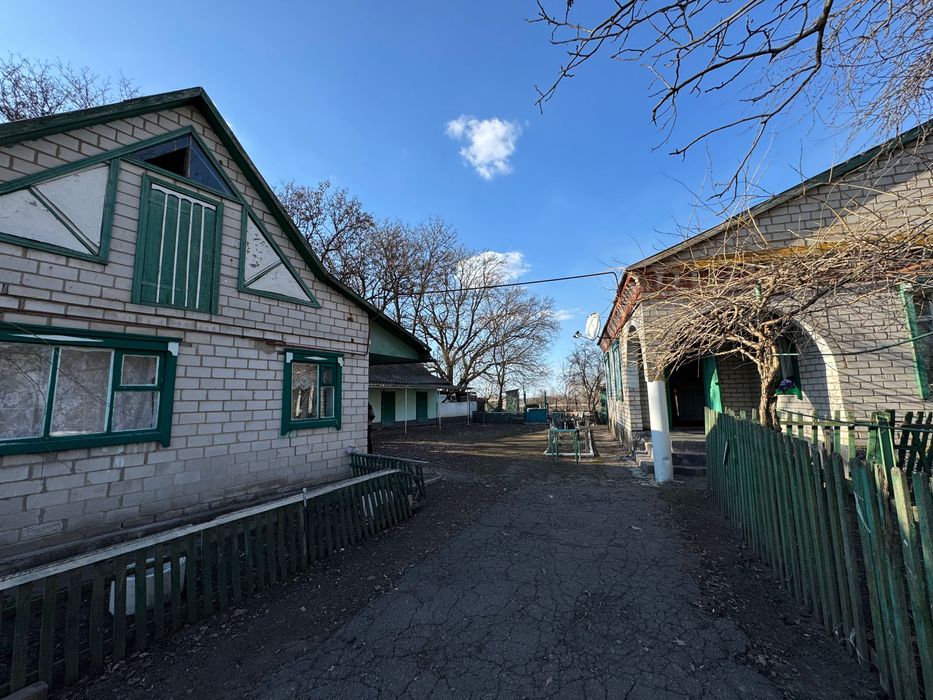 Продається приватний будинок в селі