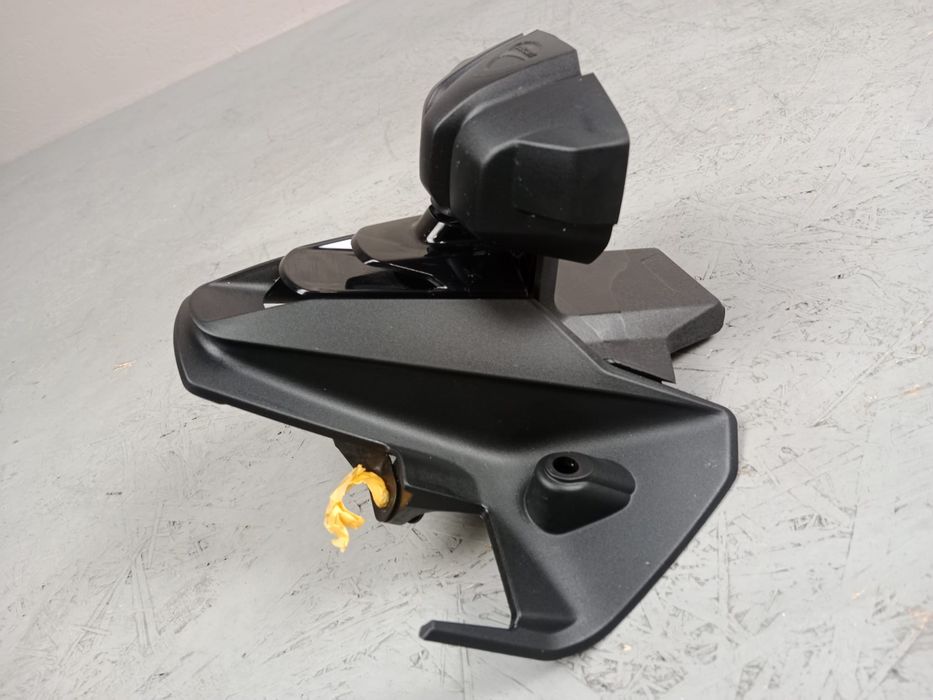Ducati Streetfighter V2 Stelaż Przód Górny Uchwyt Licznika Lampy Przód