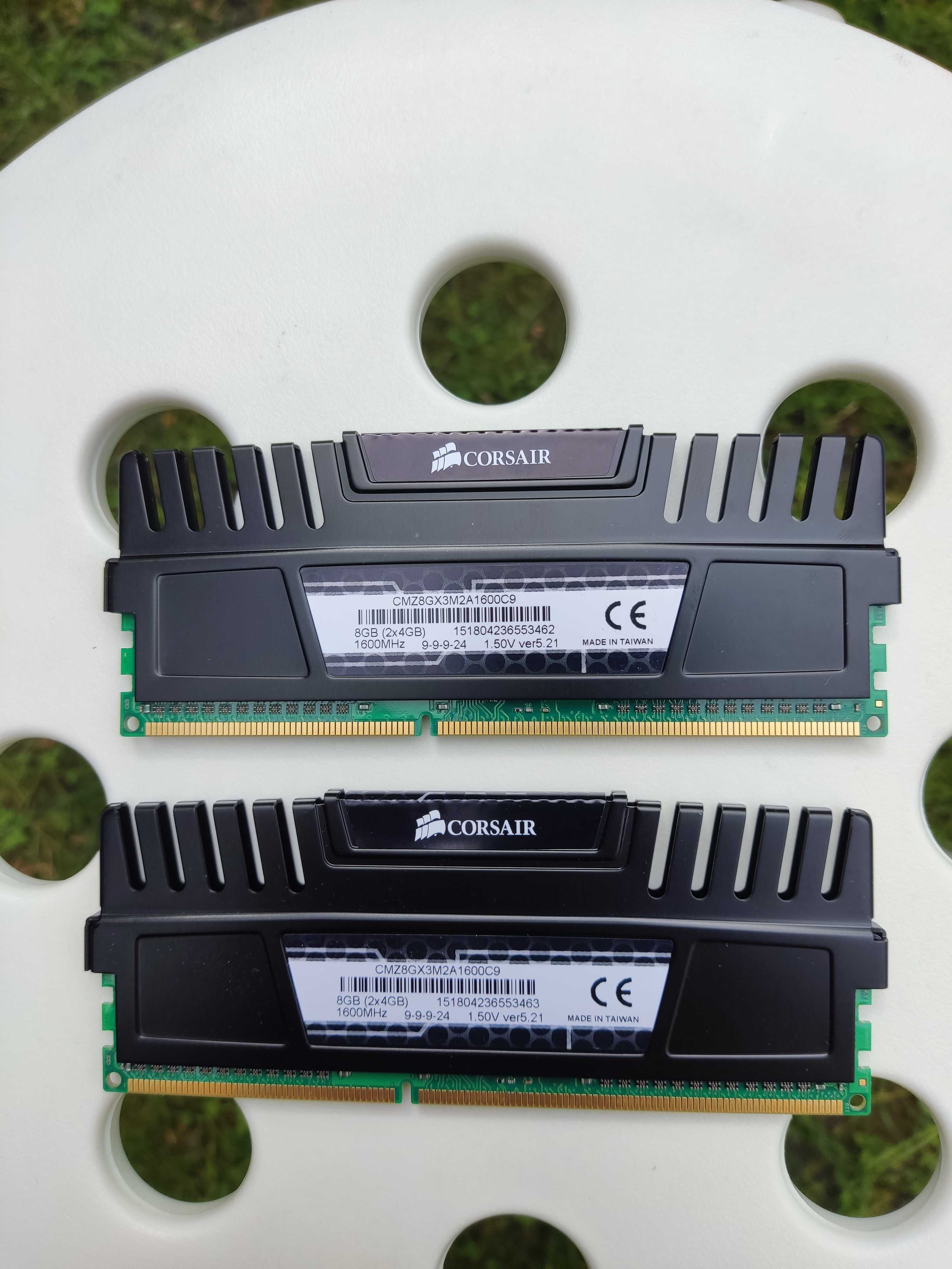 Pamięć  Corsair Vengeance DDR3 8 GB 1600 (2x4Gb)