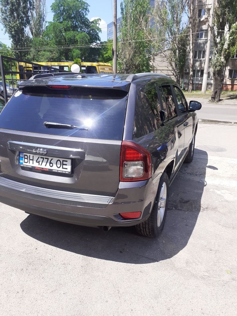 Jeep Compass продам