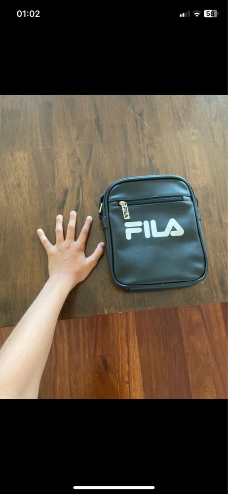 Bolsa em exelente estado da FILA