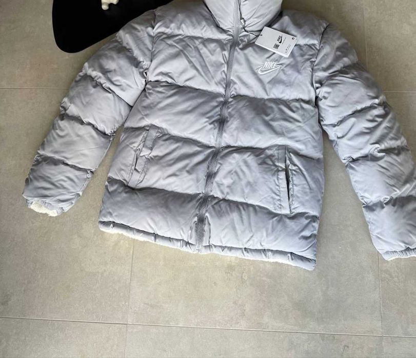 Nowe kurtka Nike Nocta