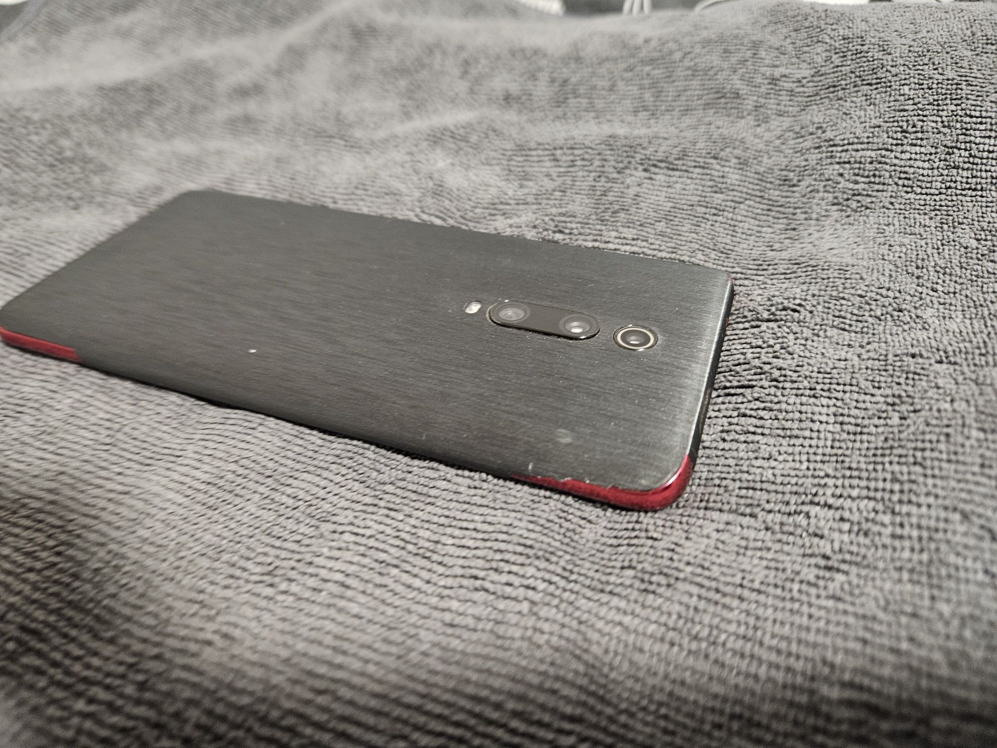 Смартфон Xiaomi Mi 9T