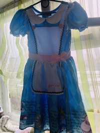 Карнавальное платье . Алиса в стране чудес