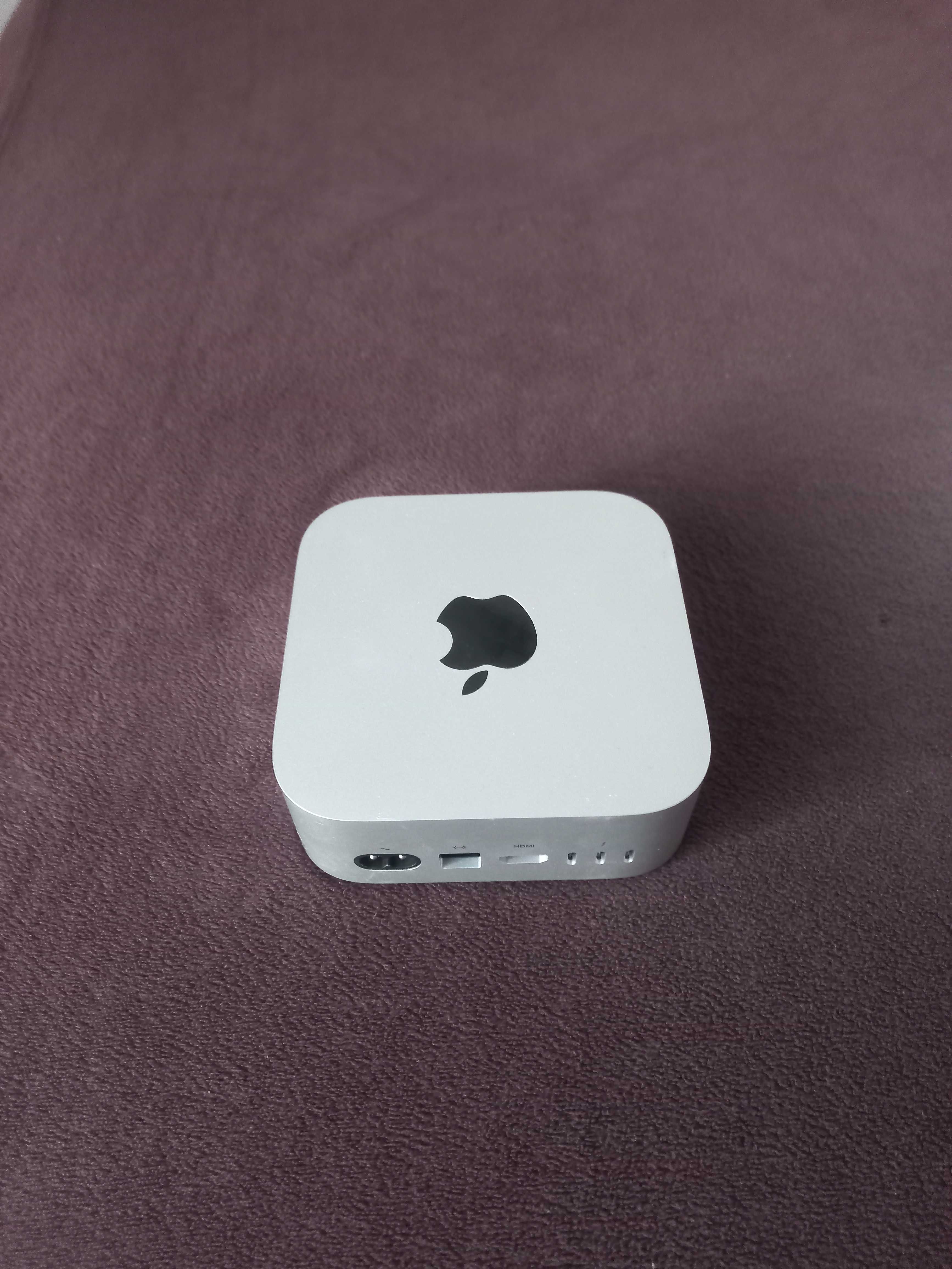 Komputer Mini PC APPLE Mac M4/16GB/256GB SSD/10C GPU/macOS MU9D3ZE/A