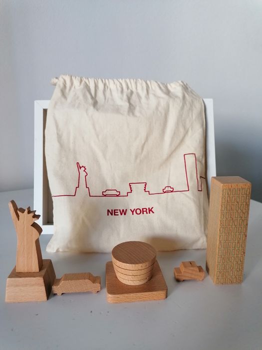 Vendo monumentos de NY em madeira originais