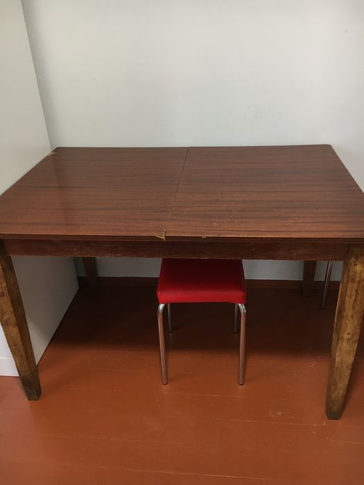 Стіл для кухні розкладний