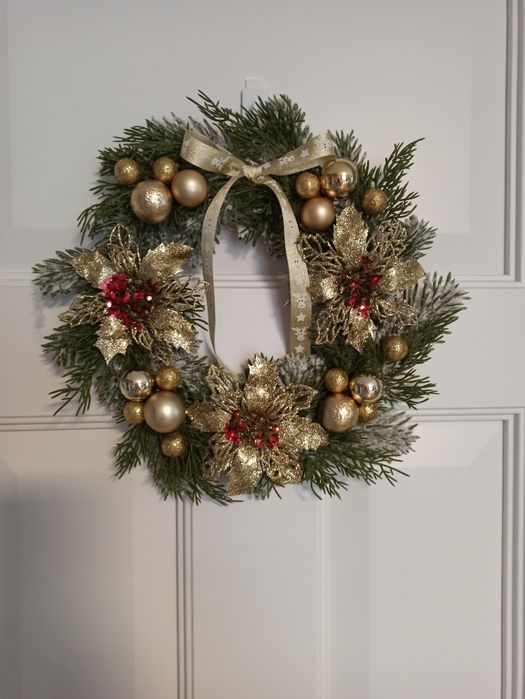 Wianek wieniec świąteczny Boże Narodze 30 cm lampki