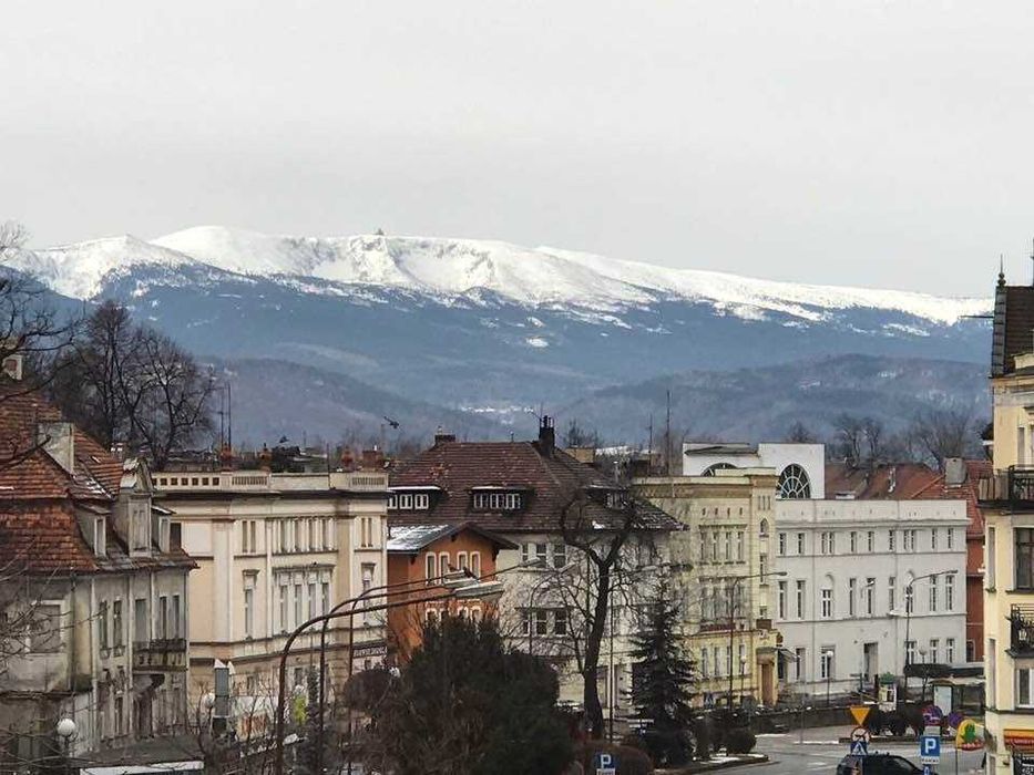 Sprzedam atrakcyjny apartament w ścisłym centrum Jeleniej Góry!