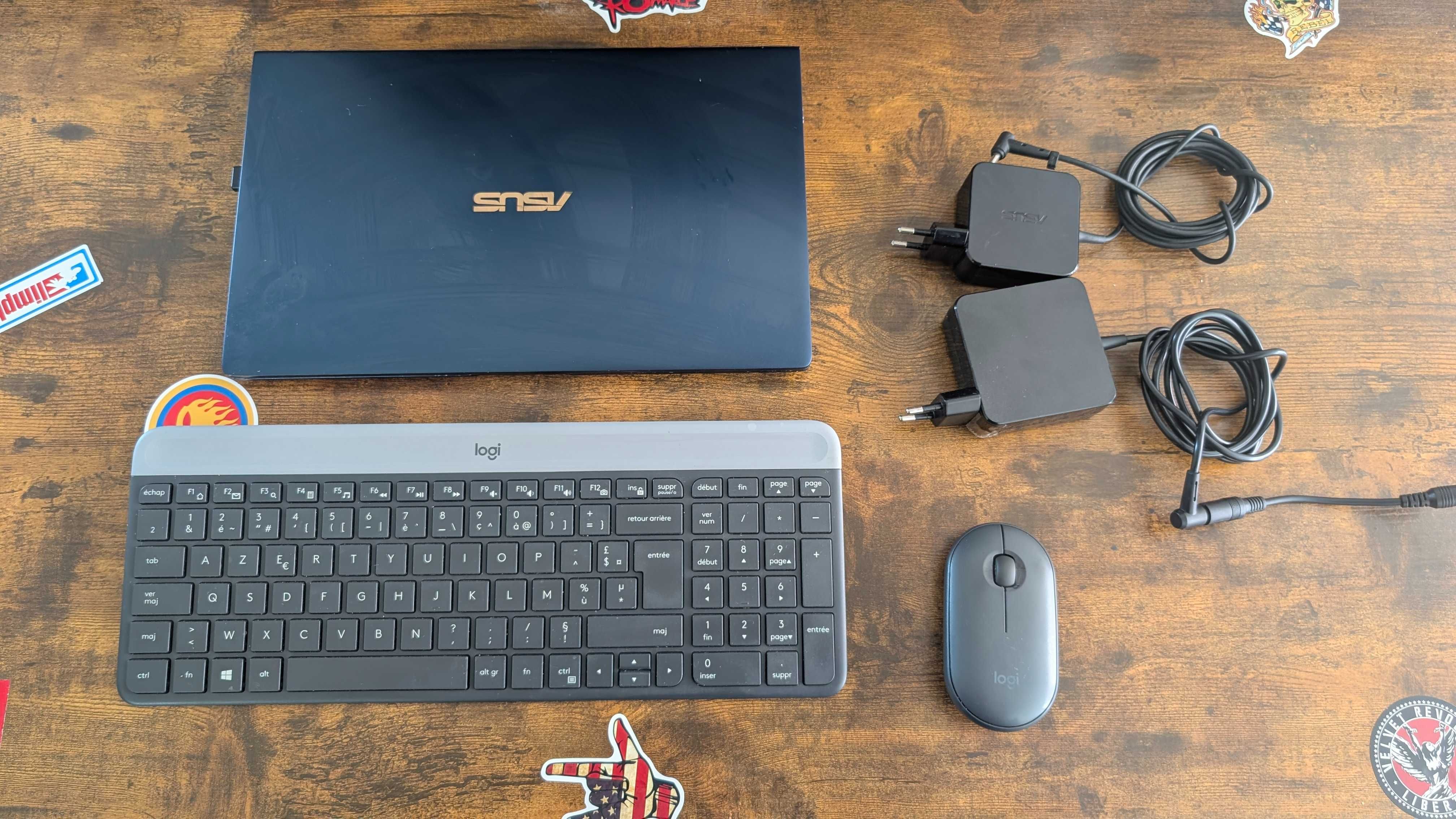 Portátil ASUS Zenbook (UX434FLC) i7 - 10ª Geração
