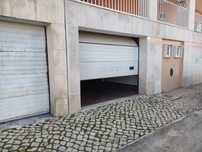 Garagem no Feijó junto ao parque da Paz