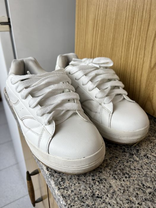 Sapatilha Bershka 41