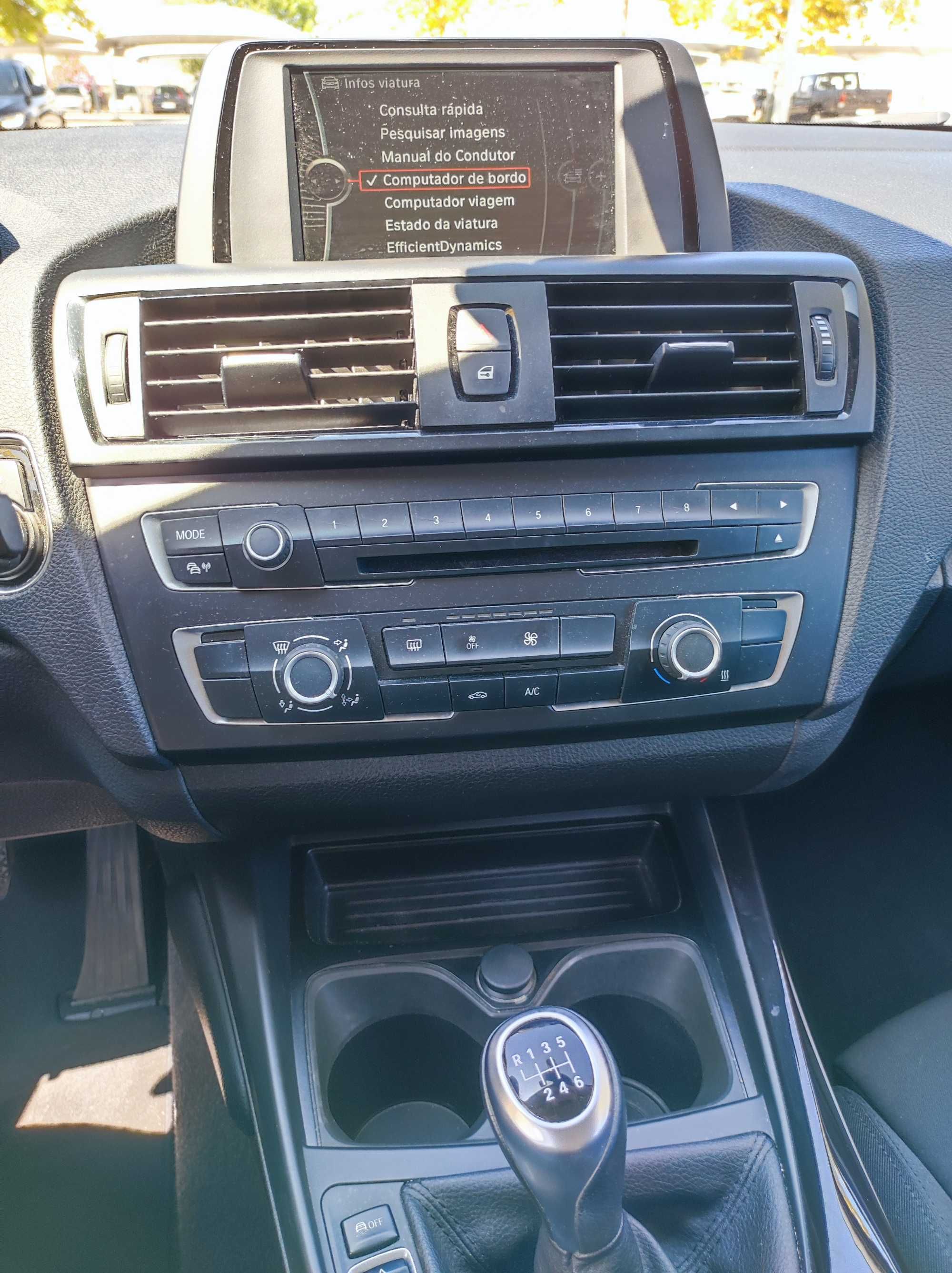 BMW 116d EfficientDynamics Sport 5 portas