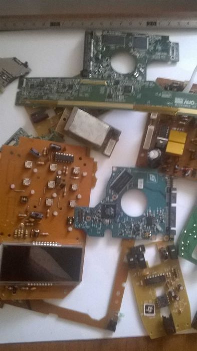 Платы разные одним лотом