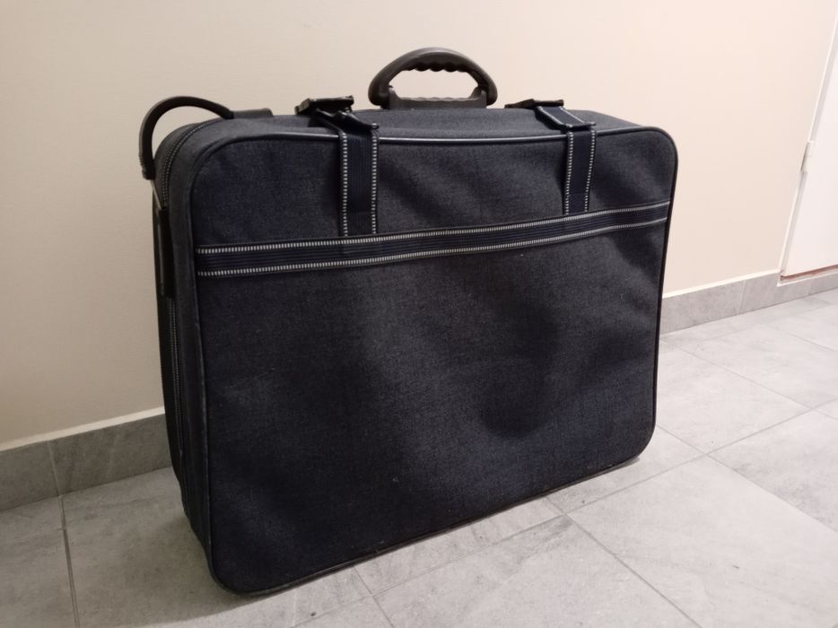 Walizka Duża na Kółkach Sakwojaż w Stylu Wwa