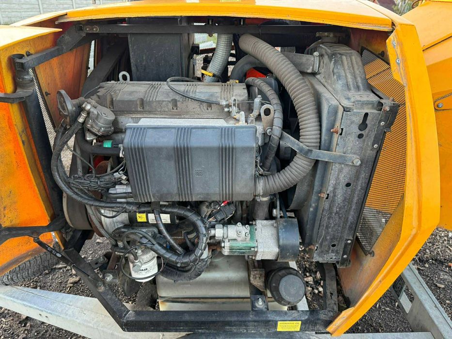 RĘBAK rozdrabniacz do gałęzi LASKI LS 160DWB obrotnica 1 rej. 10.2022r