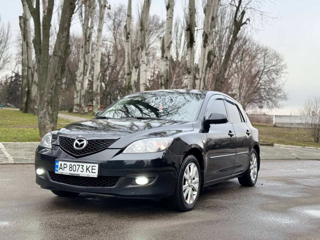 Mazda 3 hatchback 1.6l.