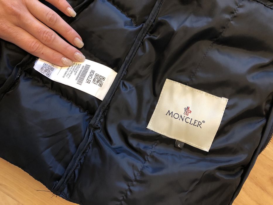 Куртка женская размер М-Л Moncler