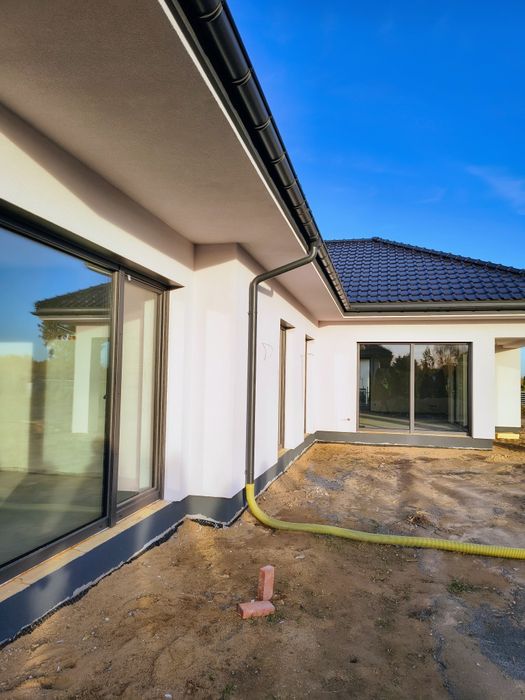 Elewacje Docieplenia Ocieplenia Adaptacja Poddaszy Wykończenia Wnętrz