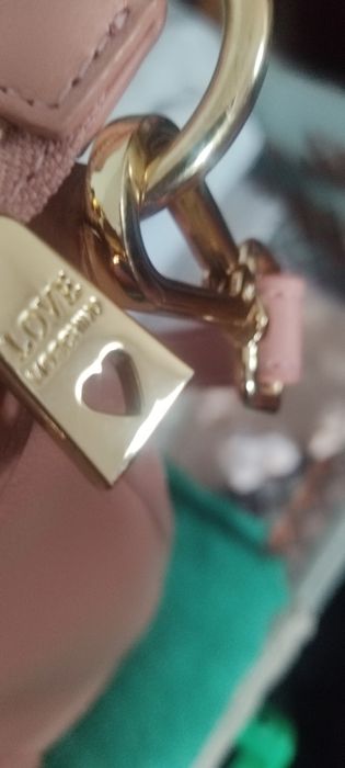 Mala de ombro love Moschino