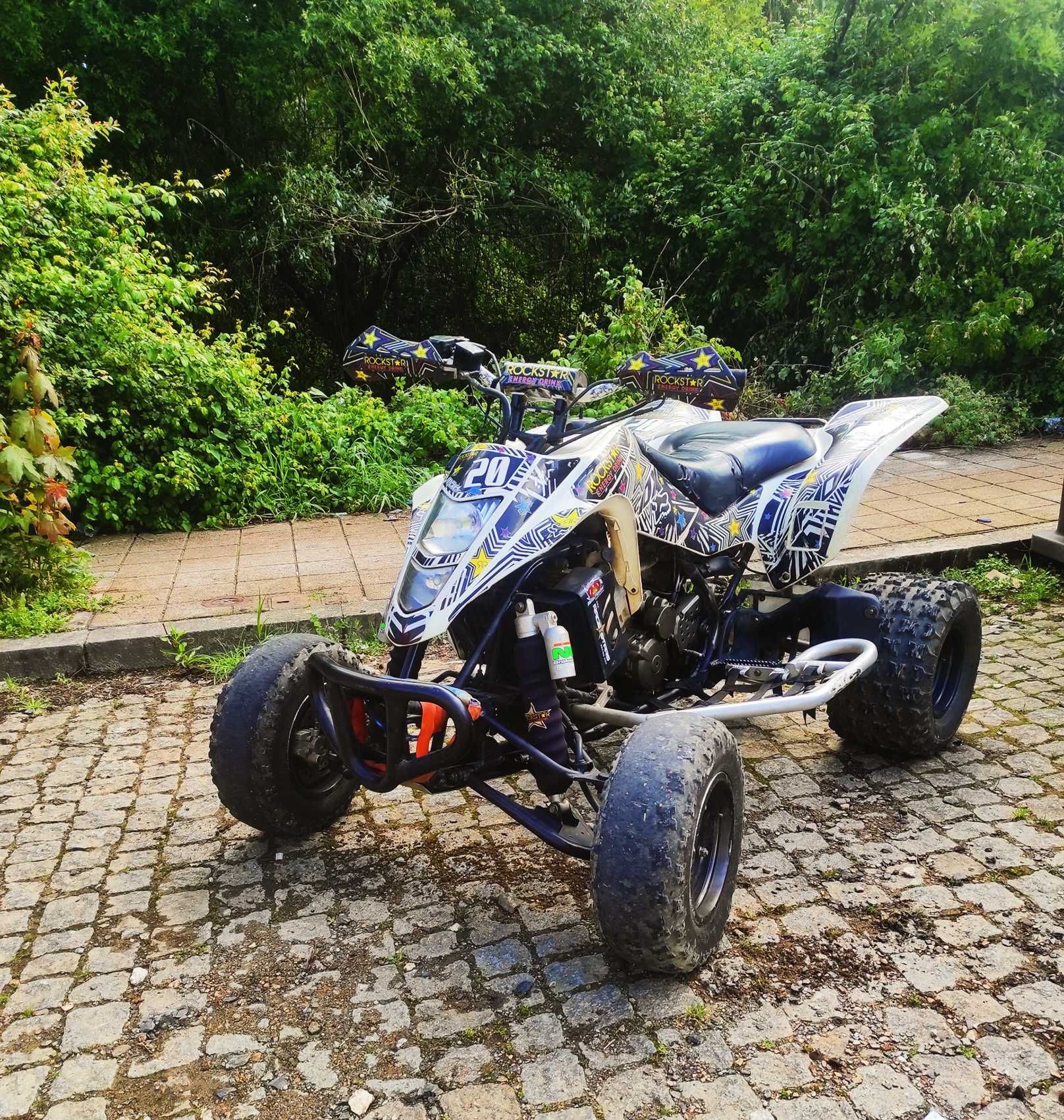 Suzuki LTZ 400  matriculada (ARTIC CAT DVX 400)