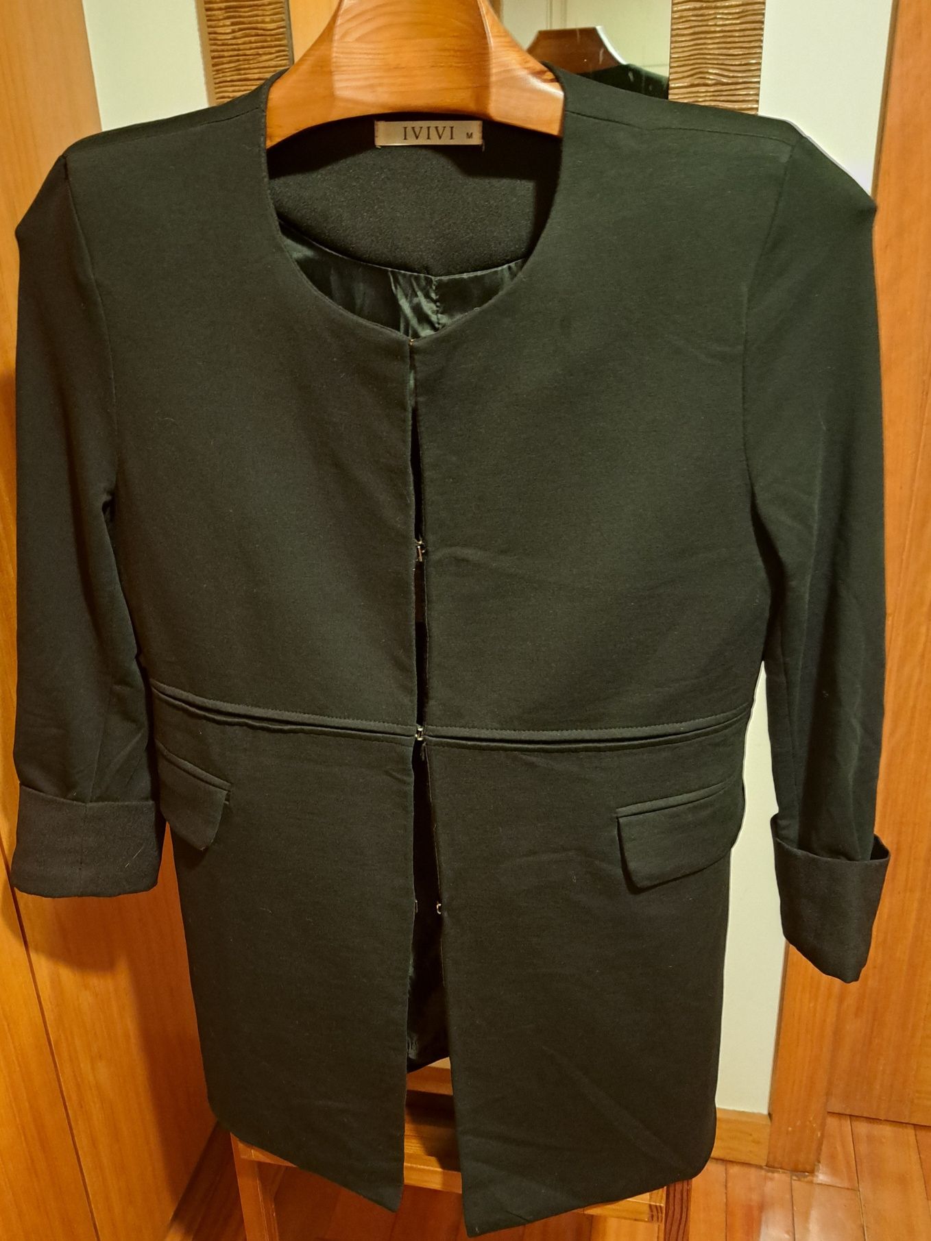 Casaco leve T.M - Ivivi - Manga 3/4 -altura  75cm
