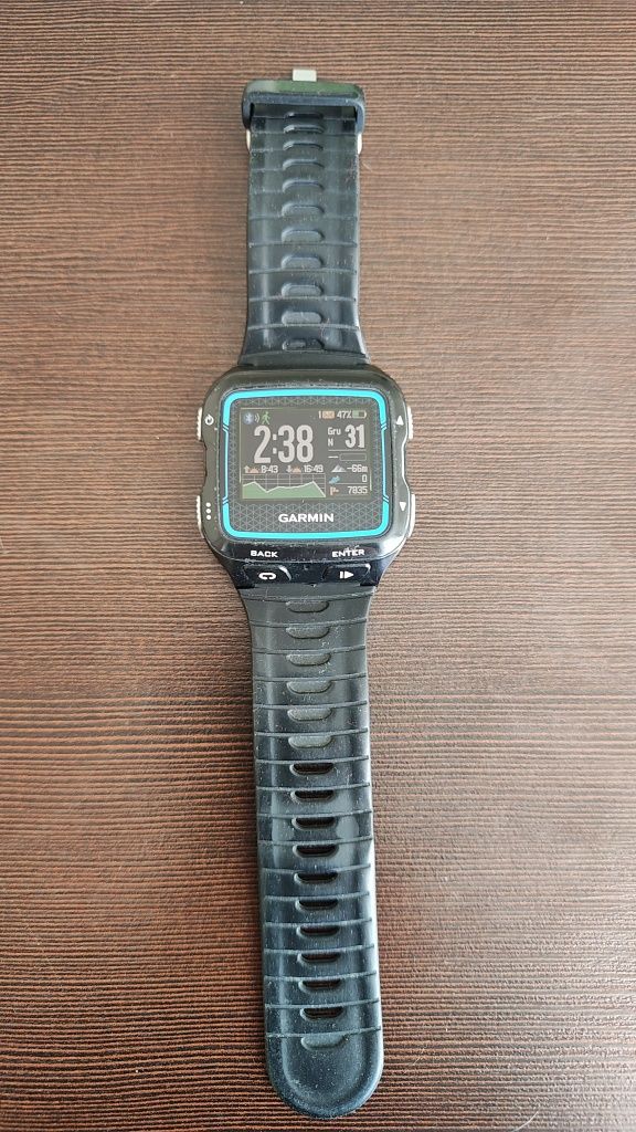 Zegarek smartwatch Garmin Forerunner 920XT + dodatki