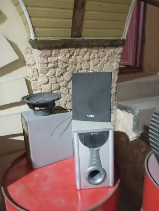 Срочно!!!Акустические колонки