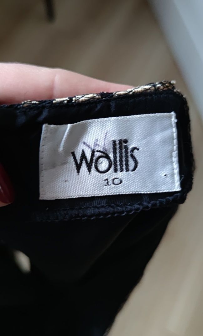 Spódnica czarno złota w kwiaty Wallis M/38/10 z podszewką sylwester