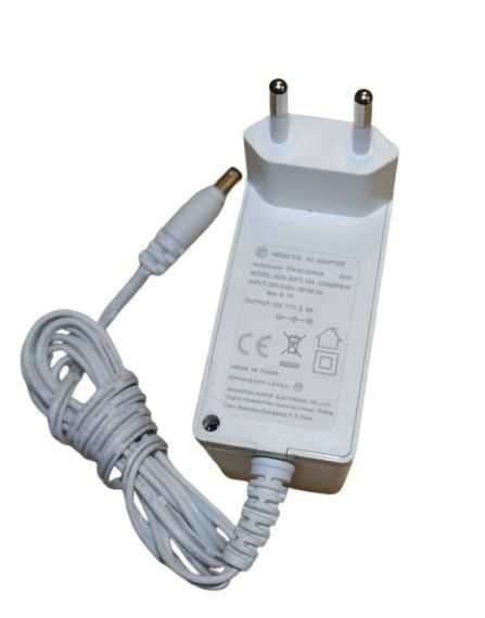 Zasilacz wtyczkowy HOIOTO 12V 2,5A 30W WTYK 5,5x2,1 mm ADS-30FT-12A