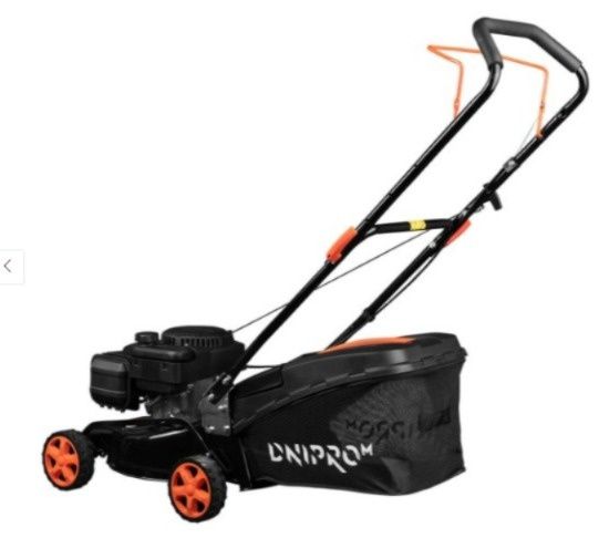 Оренда газонокосарка бензинова Dnipro-M 40