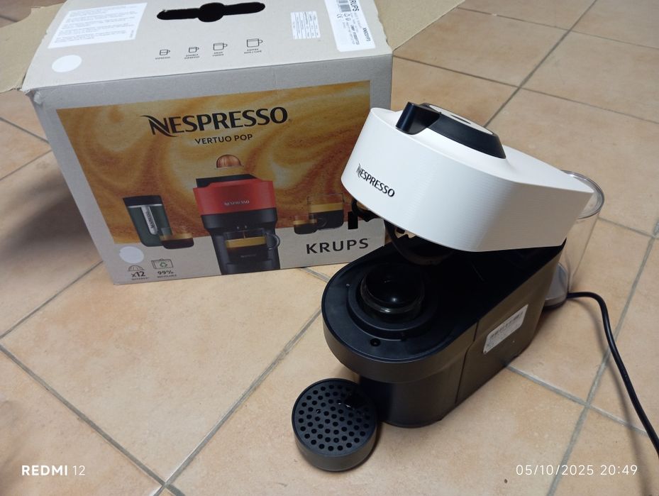 Máquina Nespresso Vurtuo POP "Como nova!"