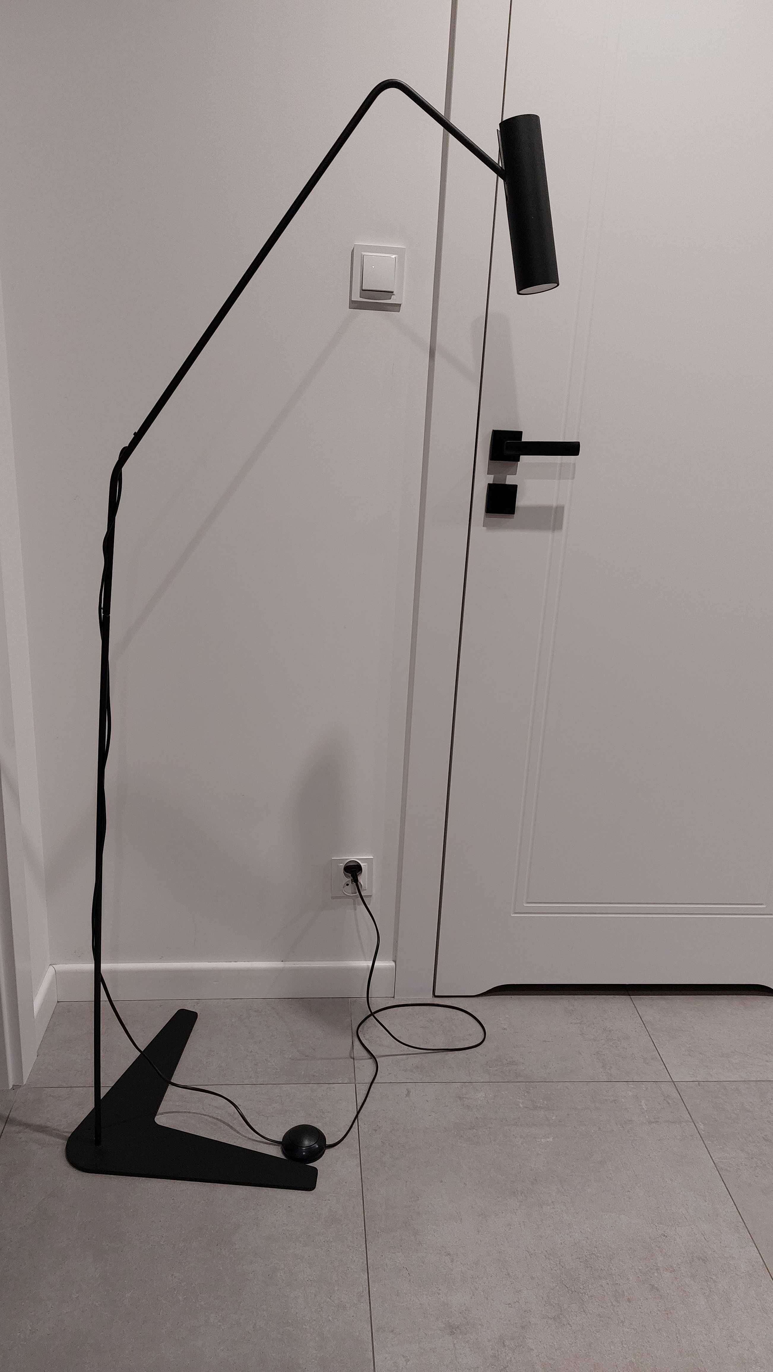 Lampa nocna podłogowa