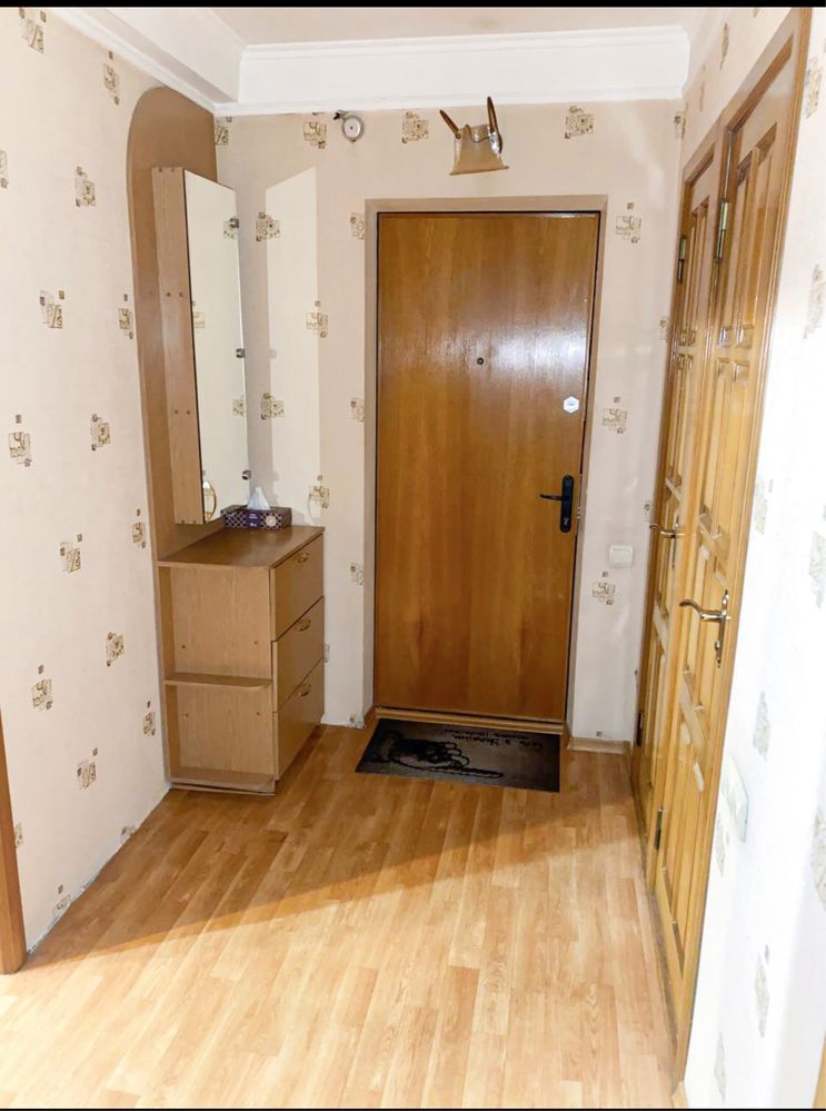 Затишна квартира з усіма зручностями.  Метро Оболонь.