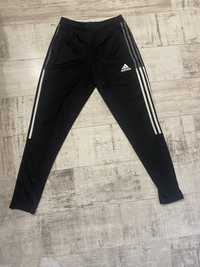 Штаны adidas