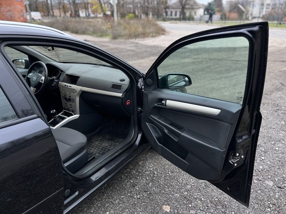 Продам  Opel Astra H 2008 рік 1.8 газ/ бенз