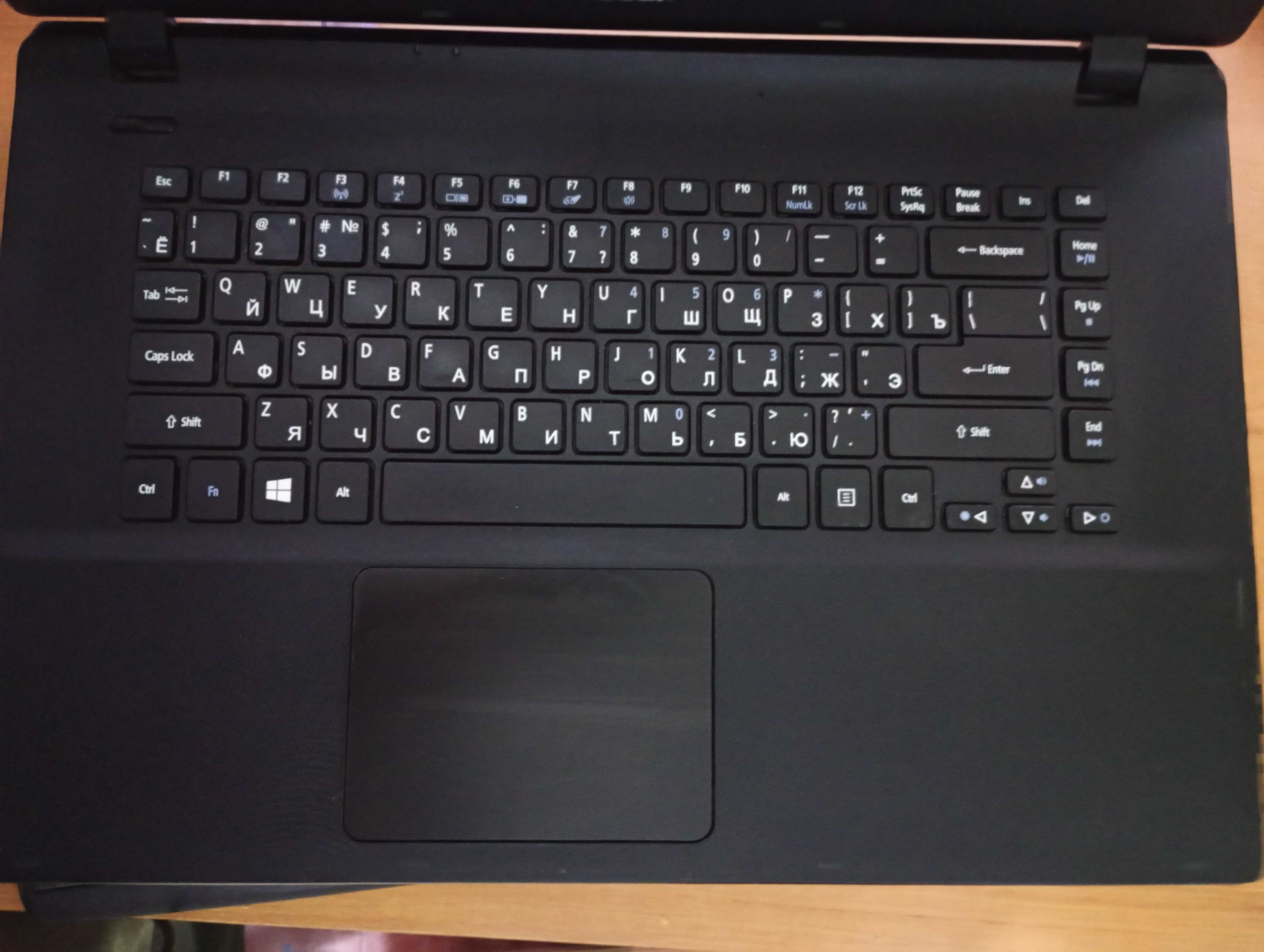 acer es-511 в гарному стані.