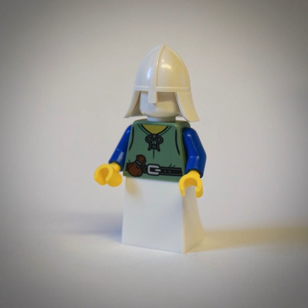 LEGO tors chłopa żebraka z sakwą Castle Rycerz