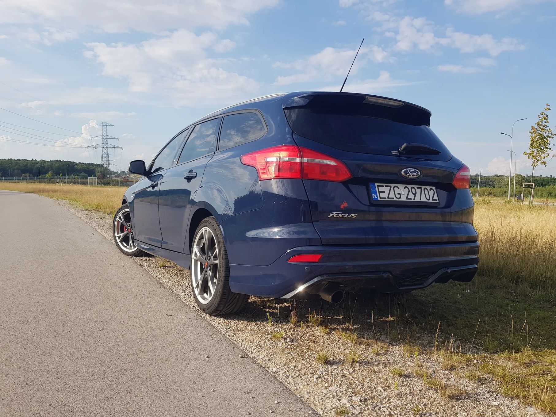 Ford Focus salon Polska, bezwypadkowy, 120km, nawigacja sony, ledy przód/tył