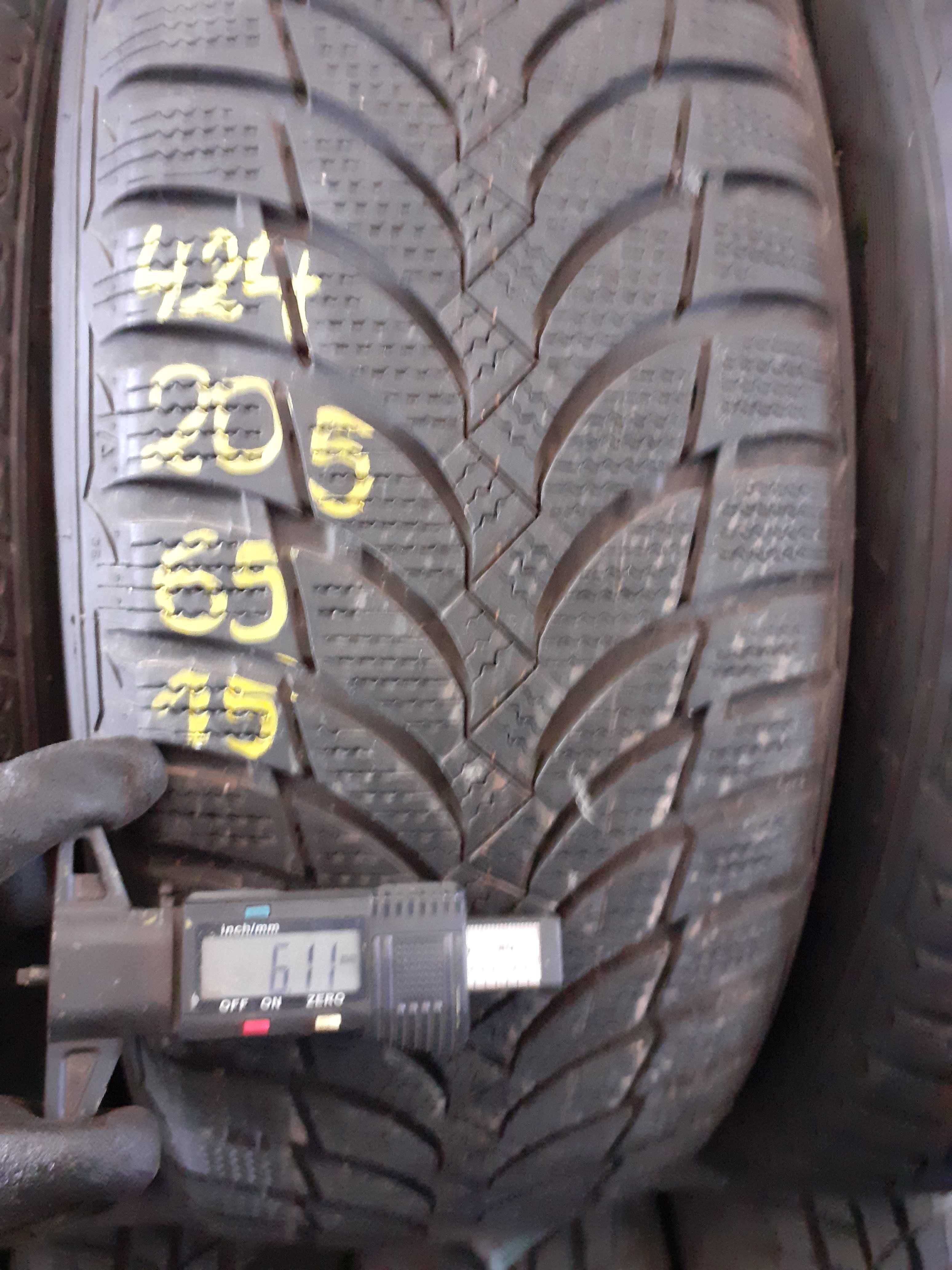 Komplet opon Nexen WinGuard Snow'G WH2 205/65 R15 94H Nr.424