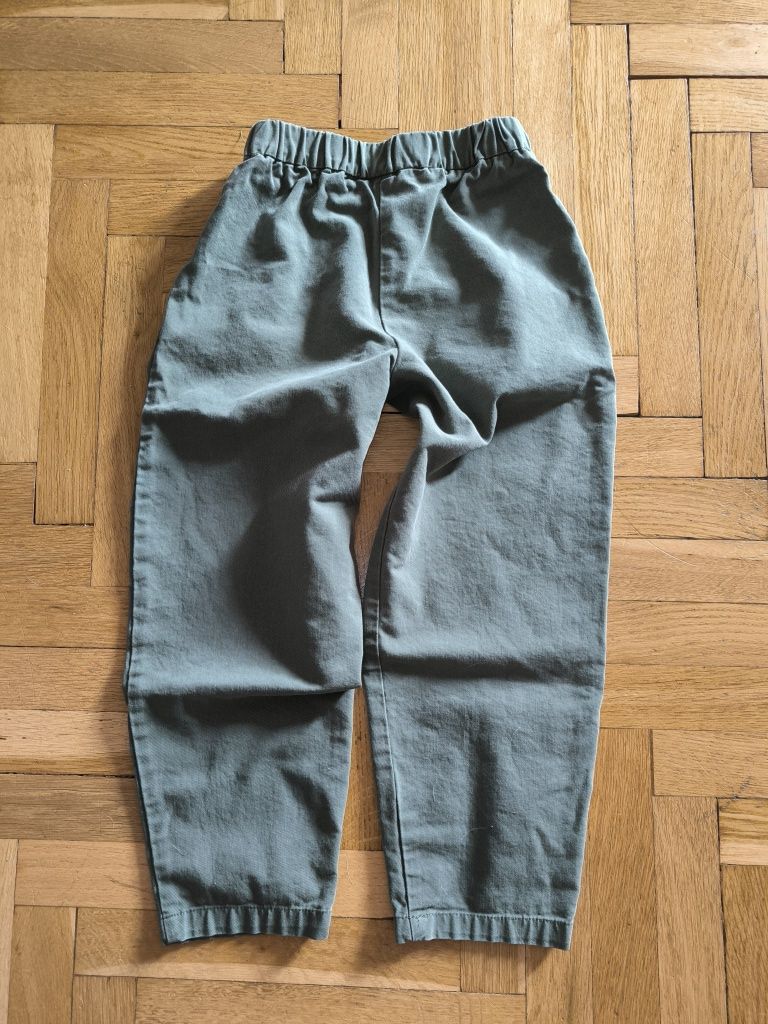 Zara boyfriend zielone spodnie materiałowe khaki r. 122cm małe